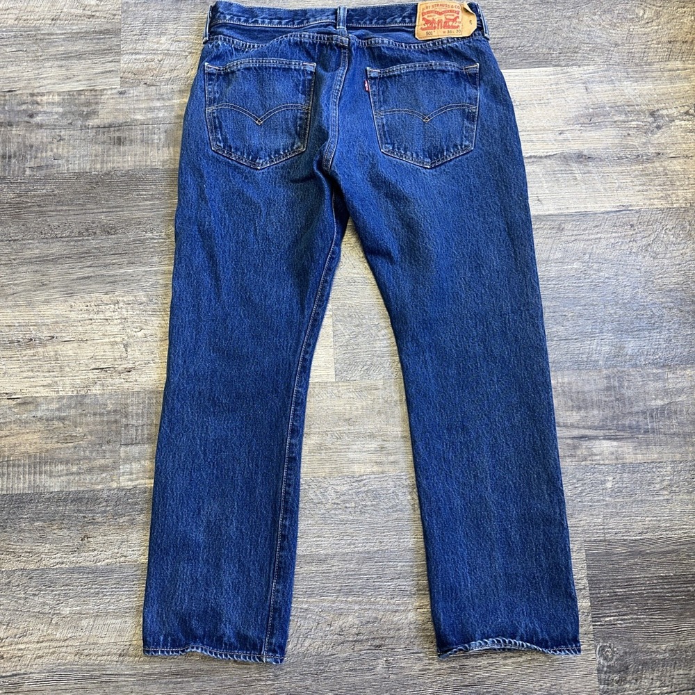 Vintage Levi's 501 Men's 36x30 Button Fly Dark Wash Jeans Made In Mexico - Picture 4 of 10